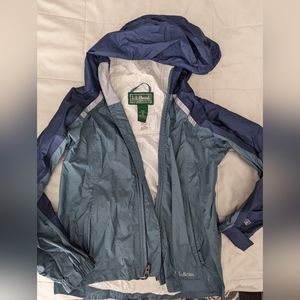 LL Bean EUC size 8 boys waterproof light jacket